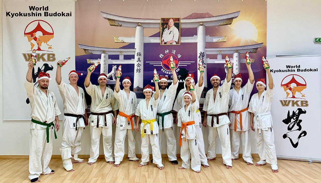 Seishin hét…🥋⛩🎅🏻🧑🏼‍🎄