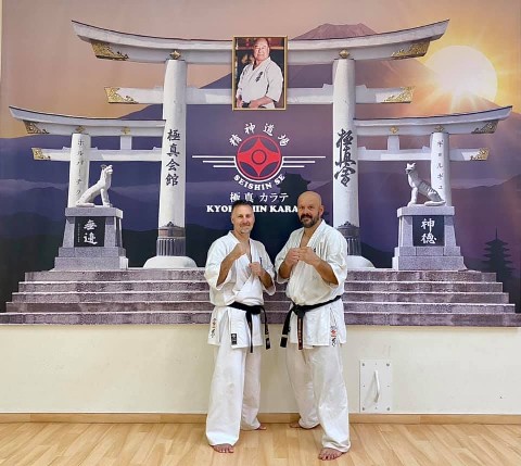 Sensei Kun Attila tréning a Seishin Dójóban