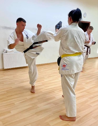 Sensei Kun Attila tréning a Seishin Dójóban