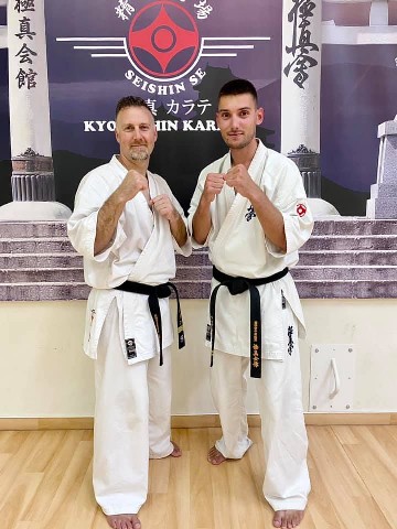 Sensei Kun Attila tréning a Seishin Dójóban