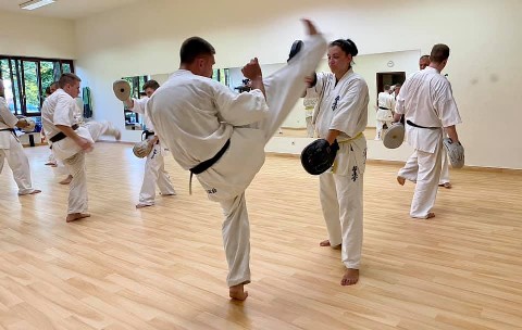 Sensei Kun Attila tréning a Seishin Dójóban