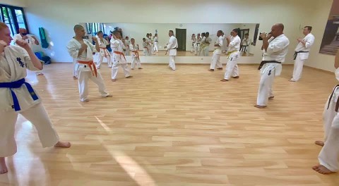 Sensei Kun Attila tréning a Seishin Dójóban