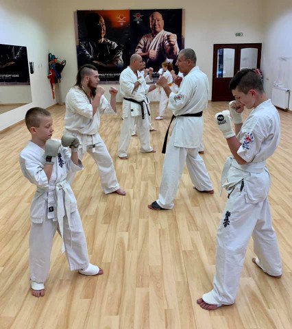 In memory of Sosai Oyama - V. Kumite training