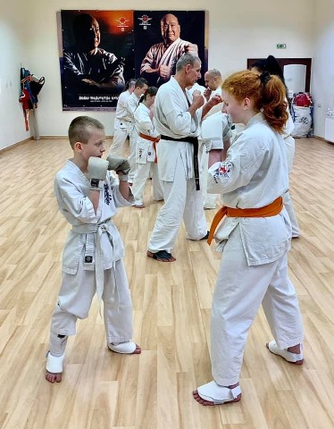 In memory of Sosai Oyama - V. Kumite training