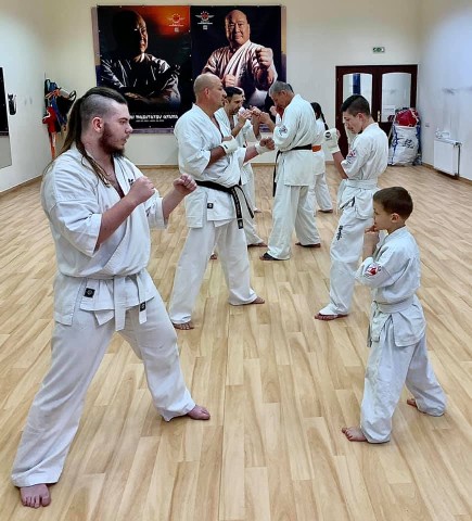 In memory of Sosai Oyama - V. Kumite training