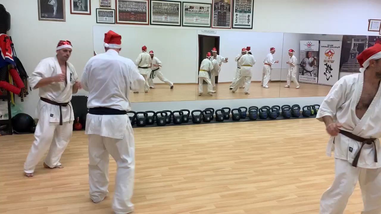 Seishin hét…🥋⛩🎅🏻🧑🏼‍🎄