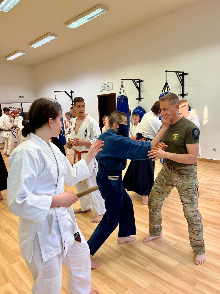 Soshi Tanaka Koshiro látogatása a Seishin Dojoban