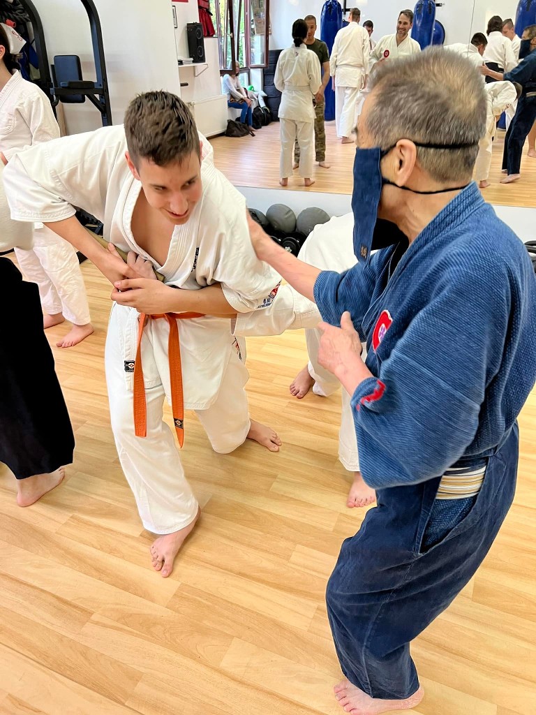 Soshi Tanaka Koshiro látogatása a Seishin Dojoban