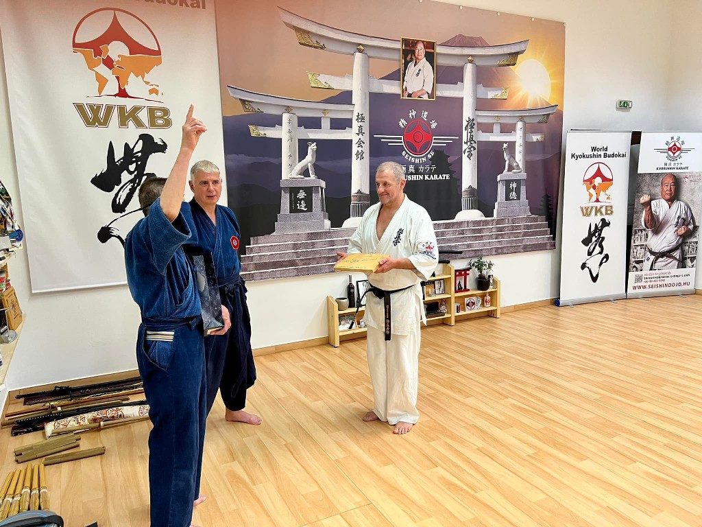 Soshi Tanaka Koshiro látogatása a Seishin Dojoban