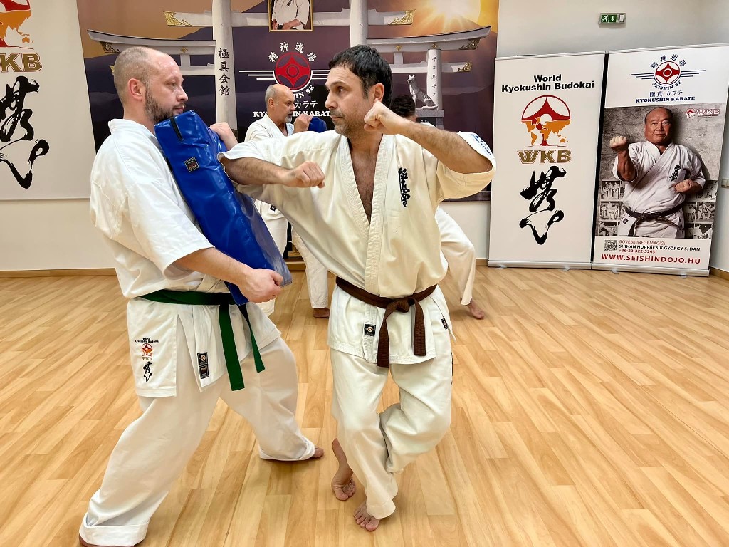 WKB Seishin Sportegyesület heti munka