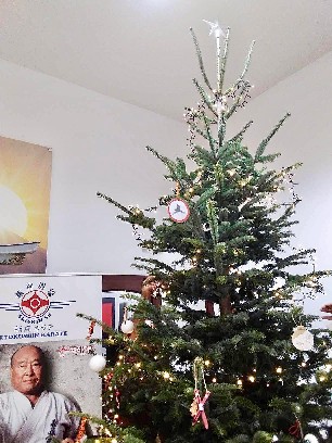 II. Családi karácsony és fadíszítés a Seishin Dójóban
