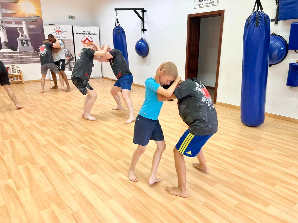 Kompelex péntek este...🥊💪👊👍🤩