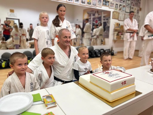 Seishin Dojo 十五 (15.) szülinapi ünneplés 🎂🥂
