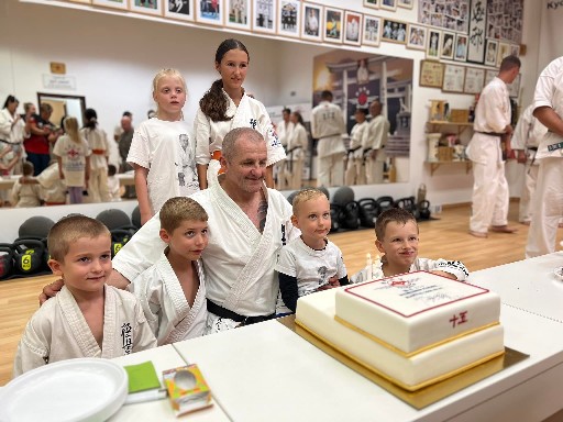 Seishin Dojo 十五 (15.) szülinapi ünneplés 🎂🥂