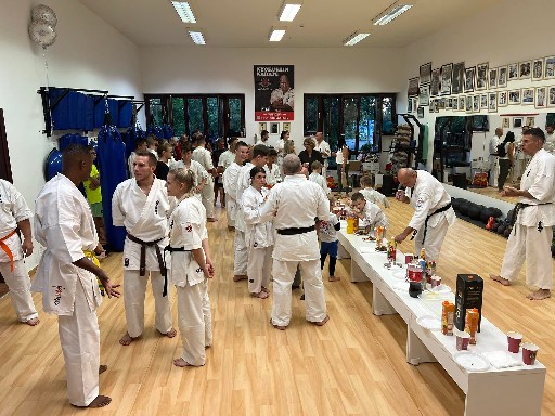 Seishin Dojo 十五 (15.) szülinapi ünneplés 🎂🥂