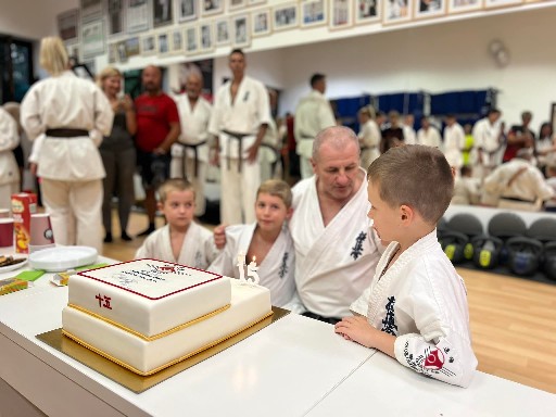 Seishin Dojo 十五 (15.) szülinapi ünneplés 🎂🥂