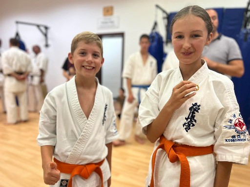 Seishin Dojo 十五 (15.) szülinapi ünneplés 🎂🥂