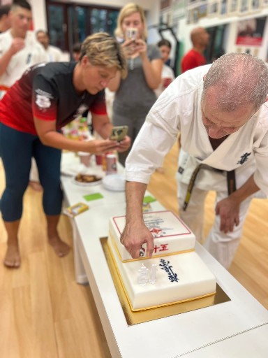 Seishin Dojo 十五 (15.) szülinapi ünneplés 🎂🥂