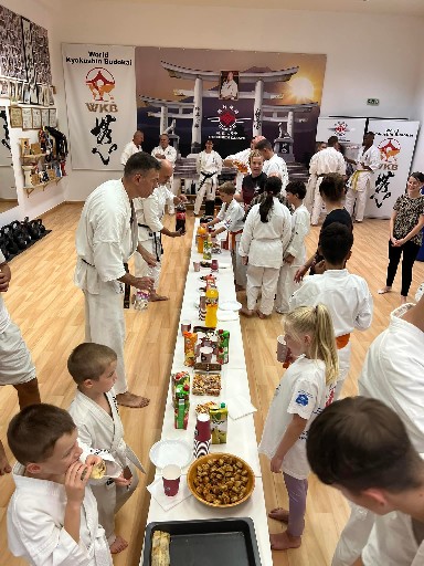 Seishin Dojo 十五 (15.) szülinapi ünneplés 🎂🥂