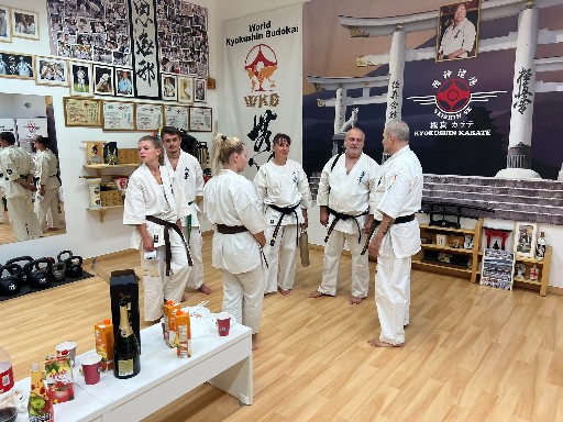 Seishin Dojo 十五 (15.) szülinapi ünneplés 🎂🥂