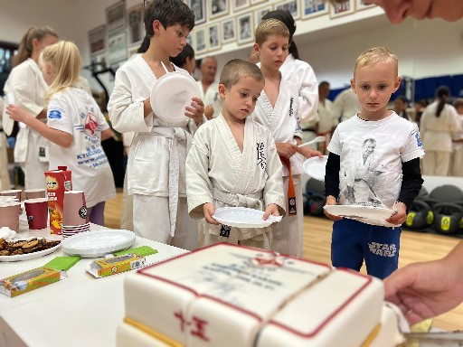 Seishin Dojo 十五 (15.) szülinapi ünneplés 🎂🥂