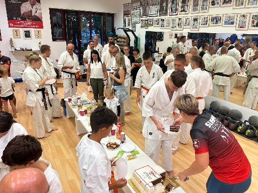 Seishin Dojo 十五 (15.) szülinapi ünneplés 🎂🥂
