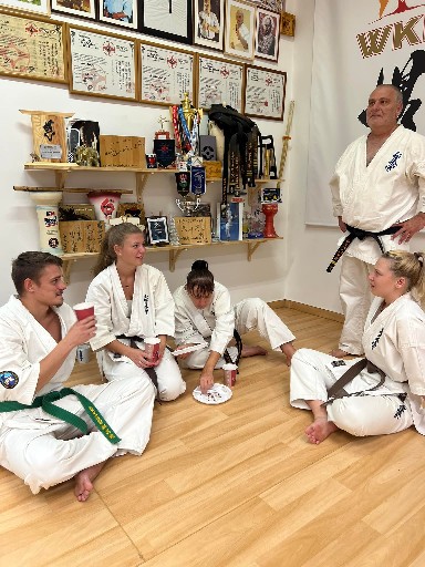 Seishin Dojo 十五 (15.) szülinapi ünneplés 🎂🥂