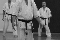 Kancho Gerard Gordeau 9. Dan az IBK vezetője edzést tart a Seishin Dojoban