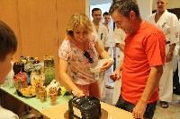 Imi 43 éves (a fickó aki nyomja a gombot)